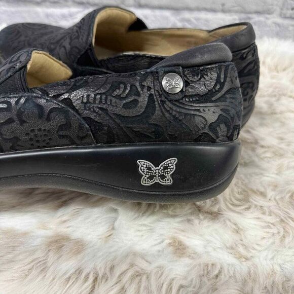 Alegria Keli Clog Womens 40 US 10 Black Embossed Leather Paisley - Picture 3 of 8